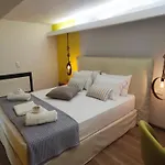 Lefkas & Апартаменты