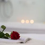 Lefkas & Апартаменты *