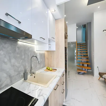 Lefkas & Lefkada City