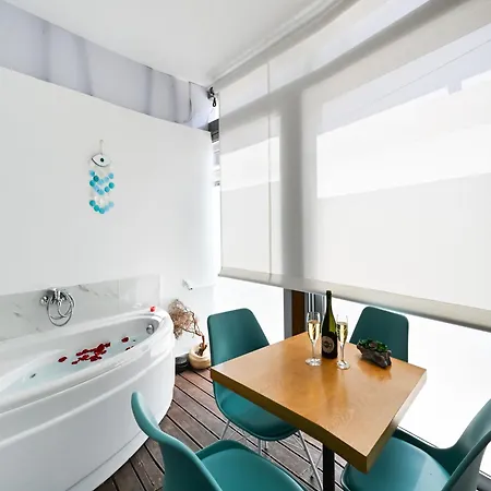 Lefkas & Apartment *