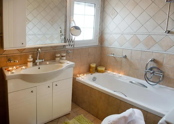 Lefkas & * Lefkada City