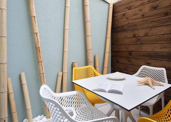 Apartment Lefkas & *